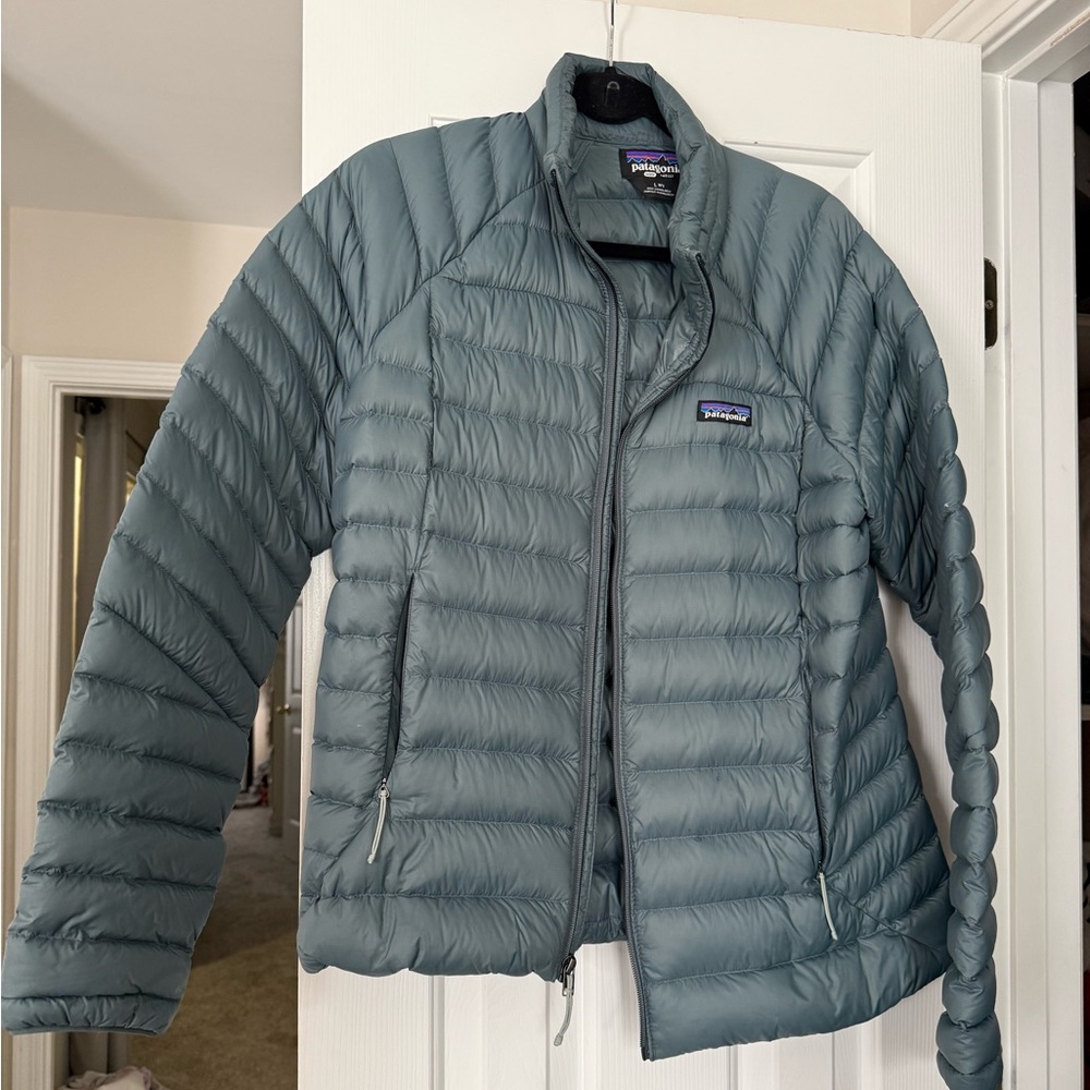 Patagonia down puffer jacket